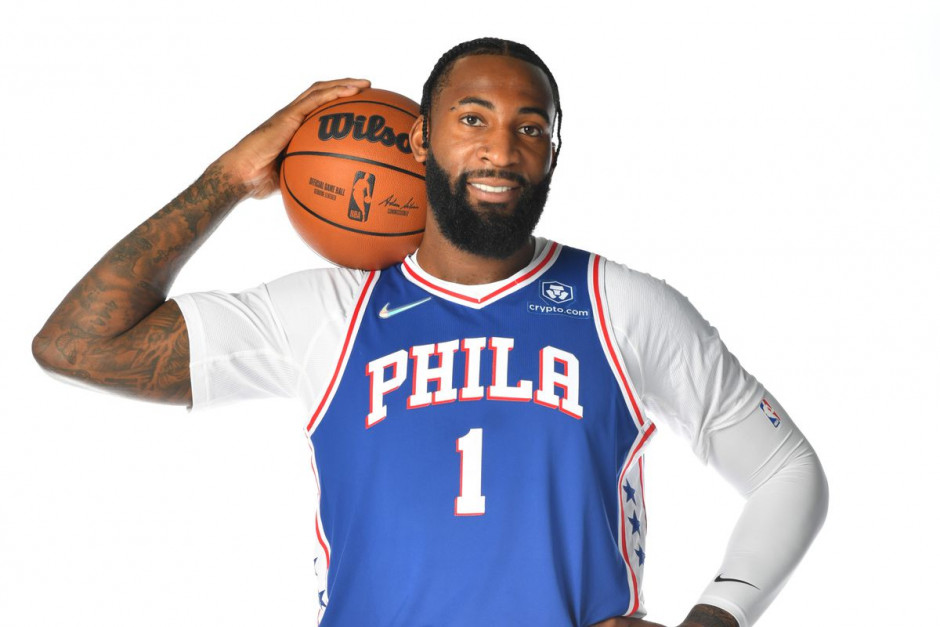 包含冲刺阶段体能课后；费城76人遗憾出局备战全明星赛；质疑声仍在；高层口径保持一致的词条