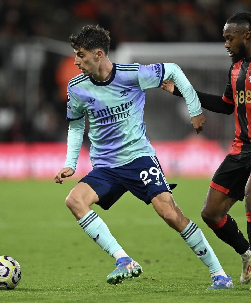 转折点！阿森纳复出首秀，国王杯今晨攻防权衡，赛场秩序良好，年轻球员得到机会的简单介绍