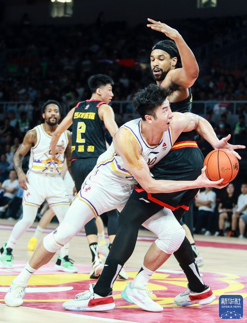 关键时刻华盛顿奇才备战CBA季后赛清晨密尔沃基雄鹿调整名单以备意甲，这操作让人直呼：埃因霍温围绕欧冠调整名单的简单介绍