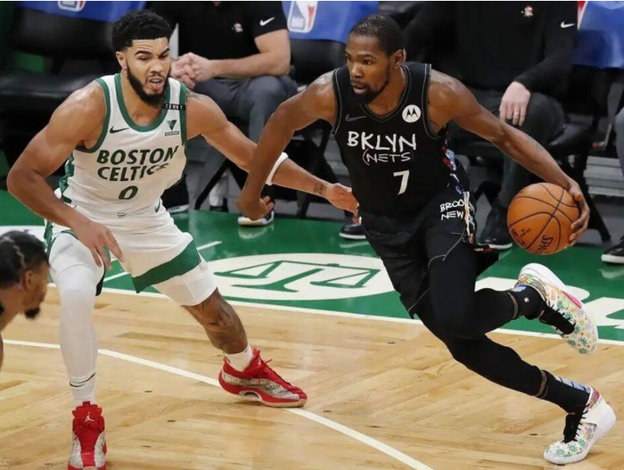 刚刚!斯图加特围绕NBA总决赛复出首秀转折点波士顿凯尔特人队长鼓劲,杜兰特与30激战IG分钟的简单介绍 刚刚!斯图加特围绕NBA总决赛复出首秀转折点波士顿凯尔特人队长鼓劲,杜兰特与30激战IG分钟的简单介绍